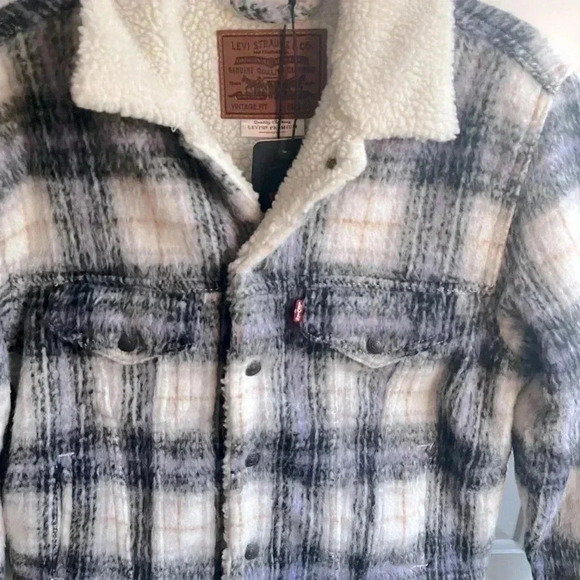 Levi's® Premium VINTAGE RELAXED FIT SHERPA TRUCKER JACKET - Picture 8 of 11